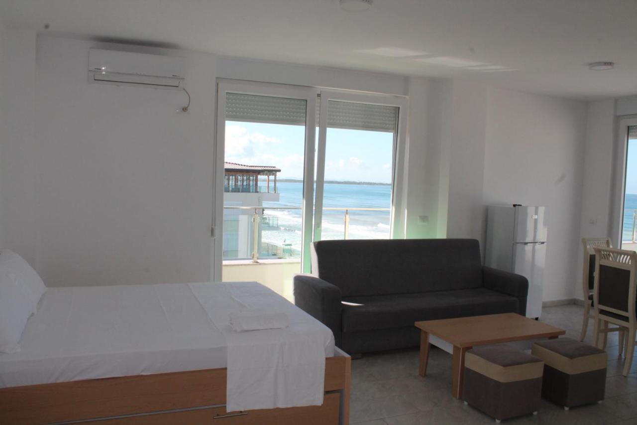 Roxhensi Apartment Shengjin Exterior photo