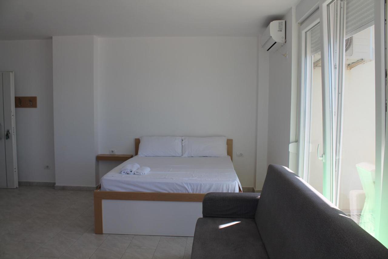 Roxhensi Apartment Shengjin Exterior photo