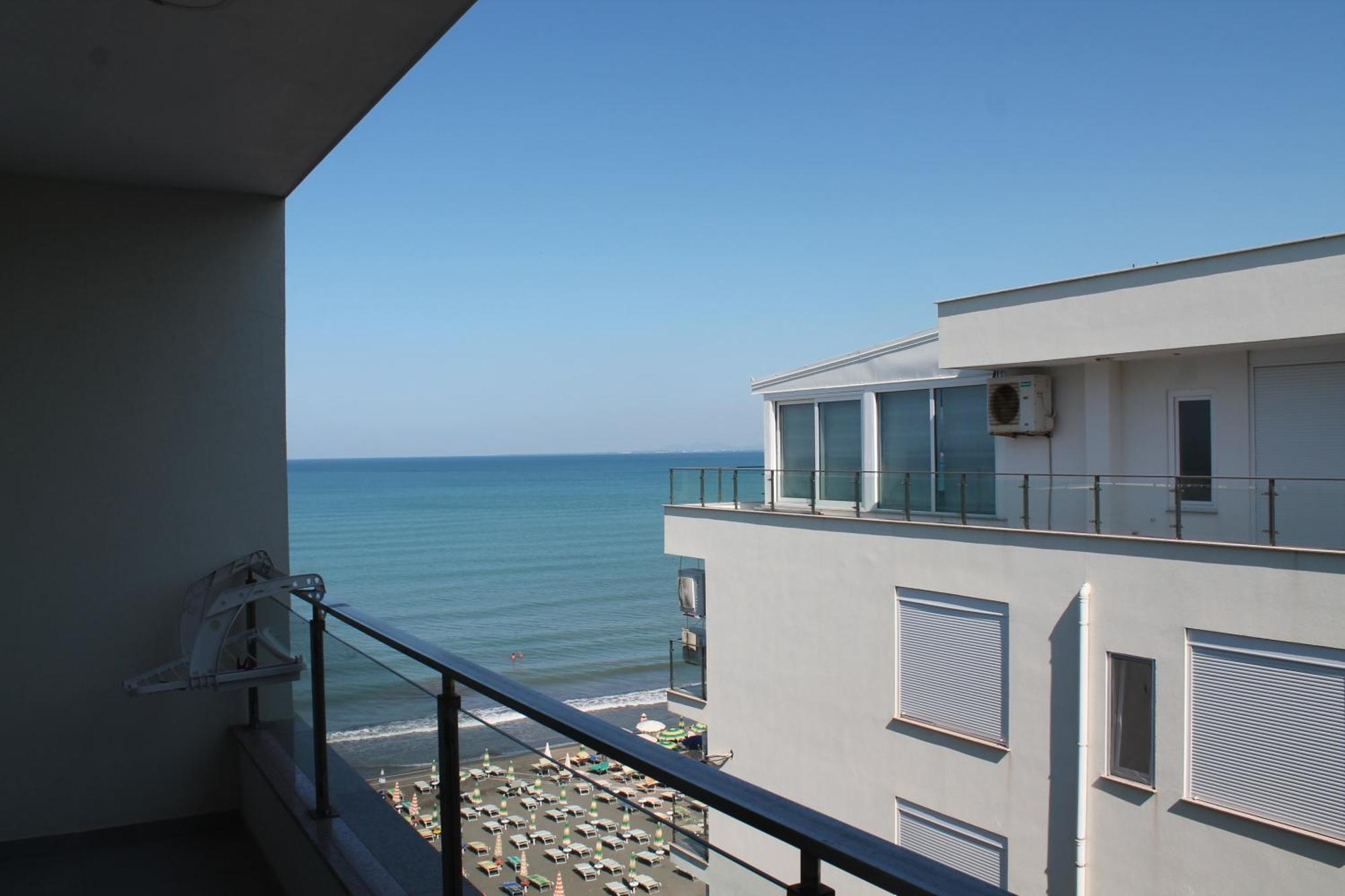 Roxhensi Apartment Shengjin Exterior photo
