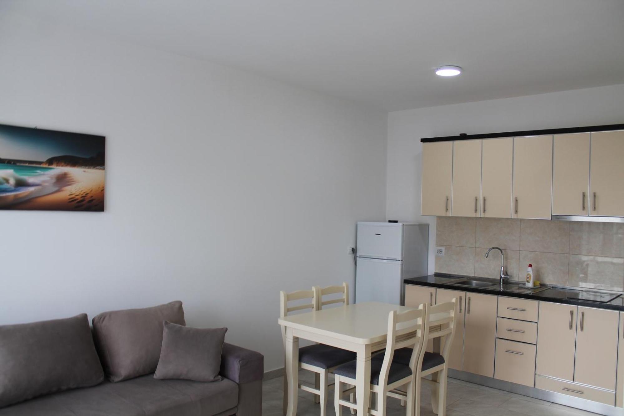 Roxhensi Apartment Shengjin Exterior photo